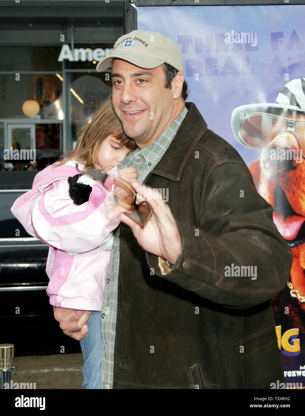 Brad garrett daughter hope garrett hires stock photography and images Alamy