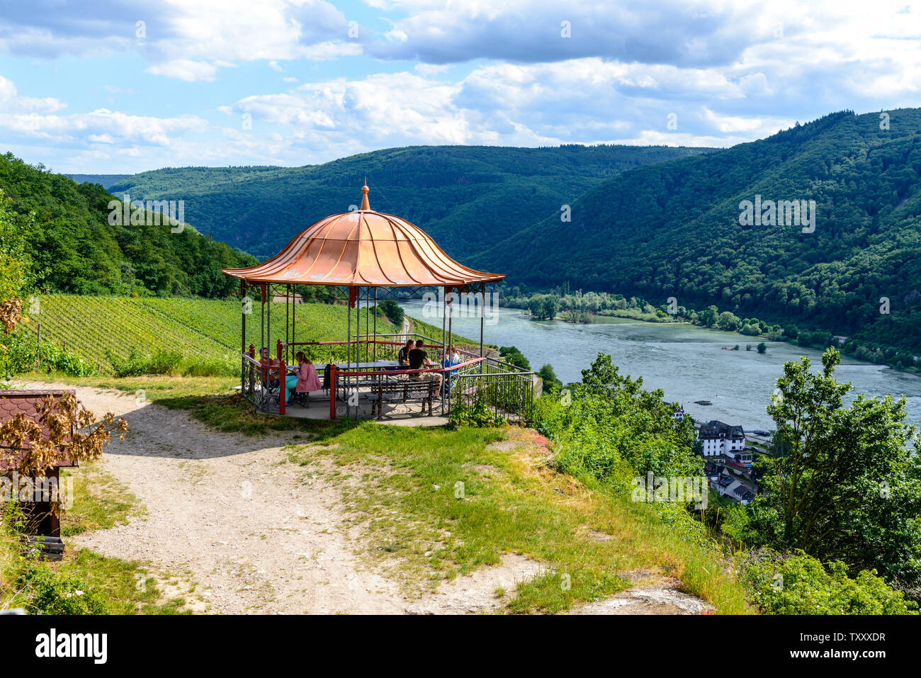 Middle pavilion hires stock photography and images Alamy