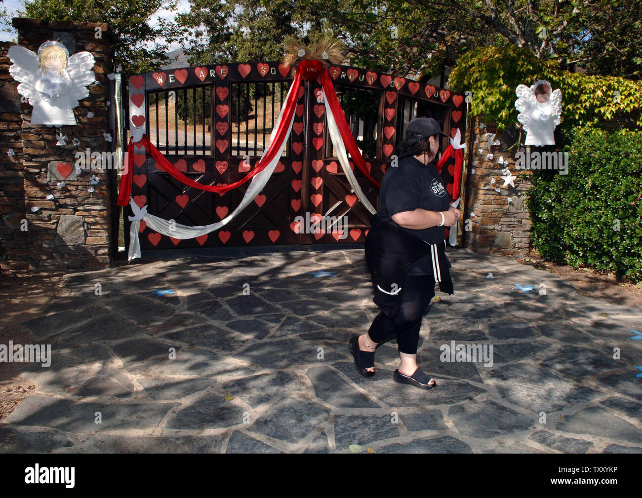 An array of treasures from Michael Jackson's Neverland Ranch ranging from Michael  Jackson's iconic white-jeweled glove and more Stock Photo - Alamy