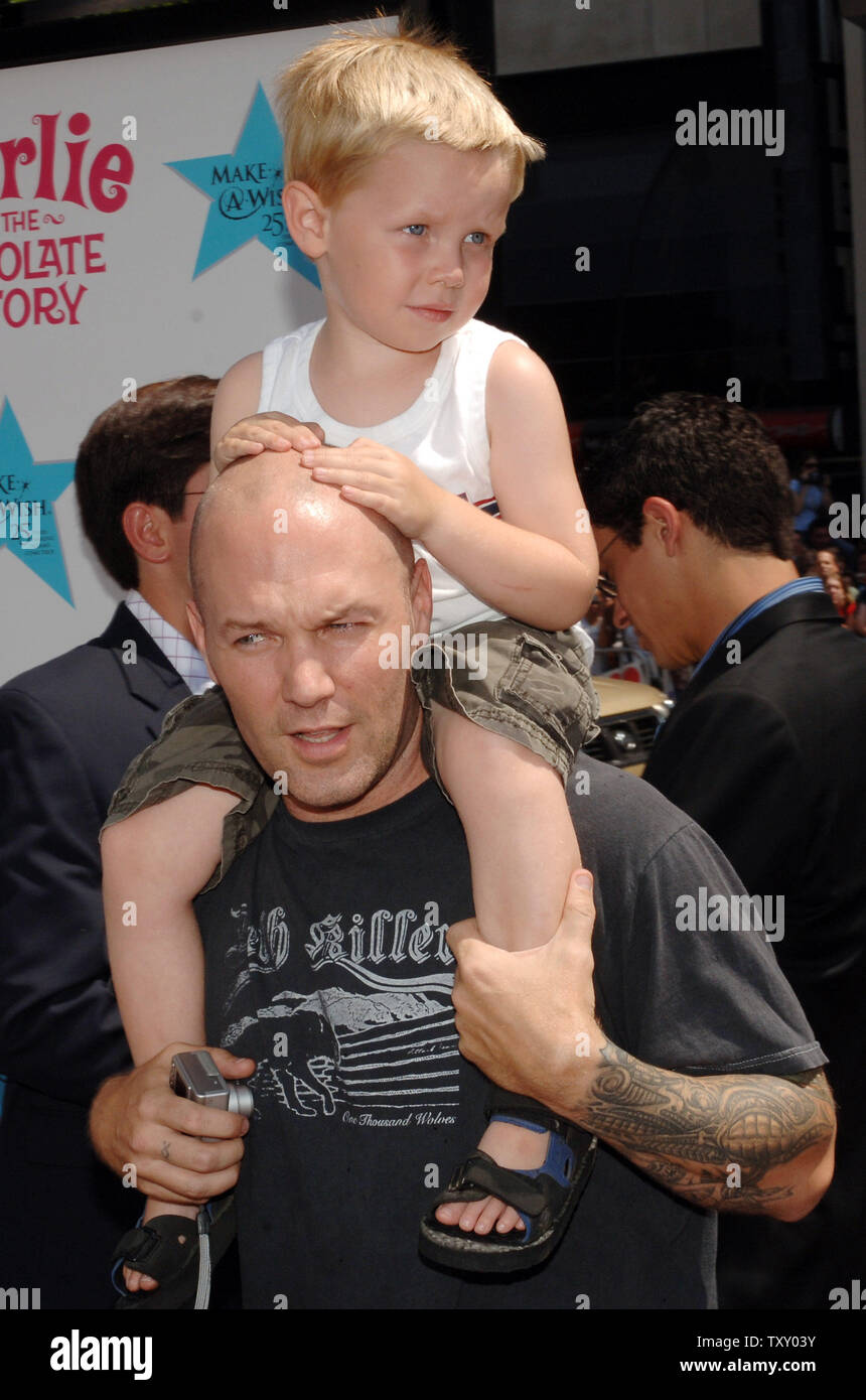 Fred durst and son dallas hires stock photography and images Alamy