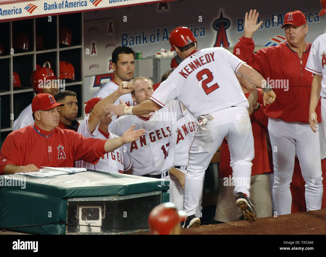 Mike scioscia hi-res stock photography and images - Alamy