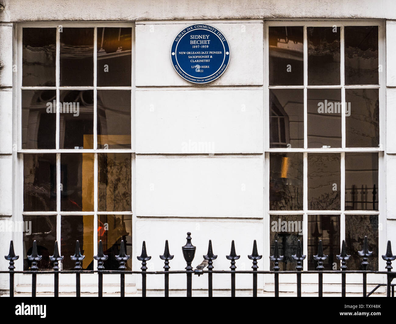 Sidney Bechet Jazz Saxophonist and Claranetist, 1897-1959, lived at this house 27 Conway Street London. Nubian Jak Community Trust Blue Plaque Stock Photo