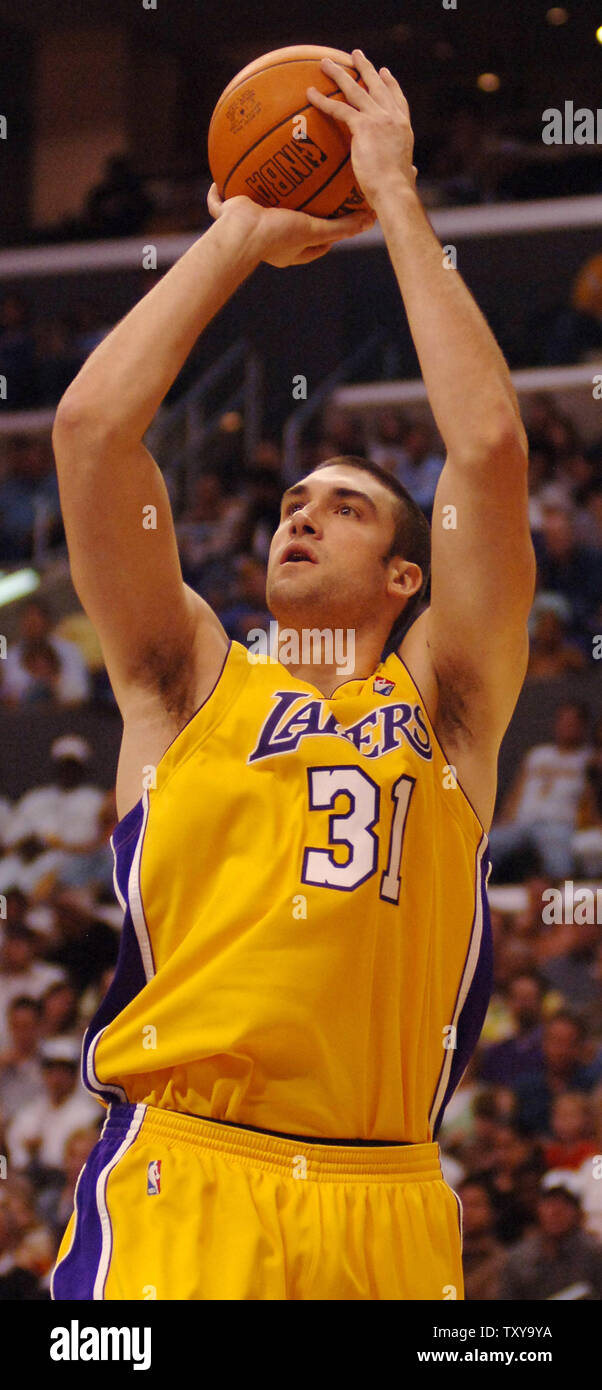 Jim jackson hotsell lakers