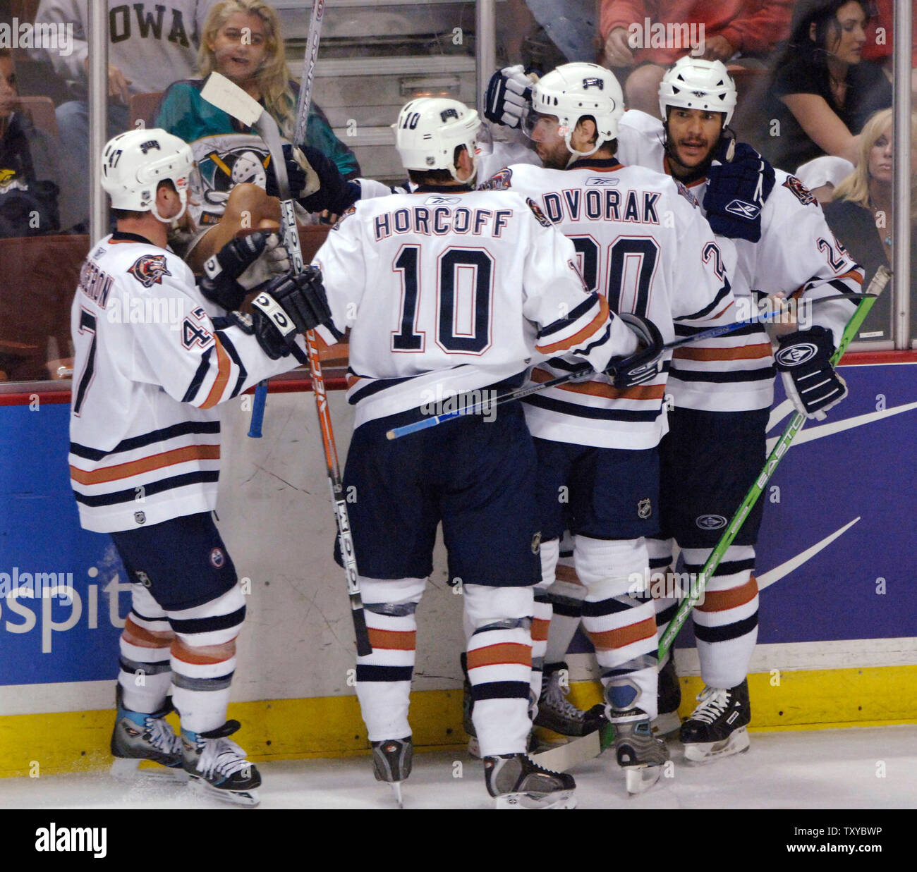 The Edmonton Oilers celebrate a goal by Raffi Torres against the ...