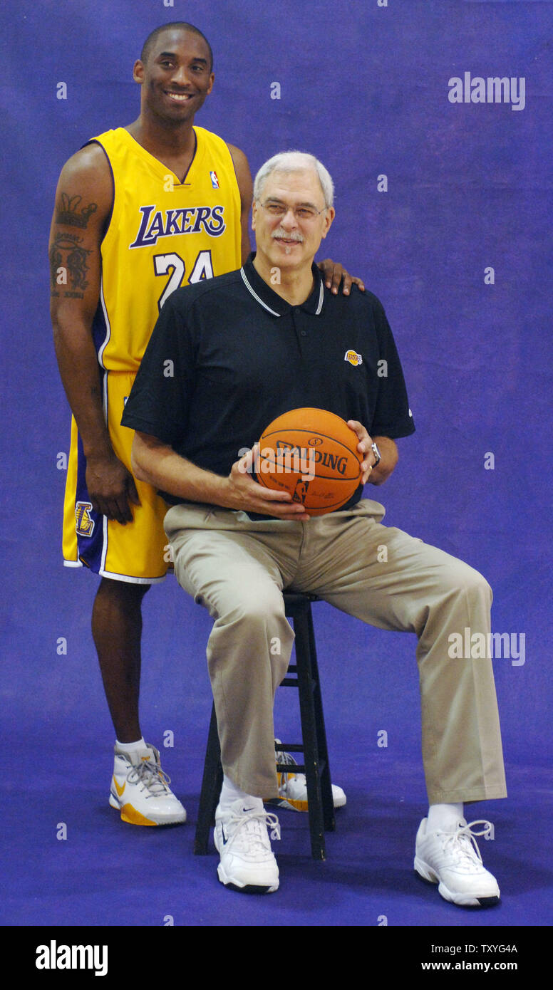 3,342 Lakers Phil Jackson Photos & High Res Pictures - Getty Images