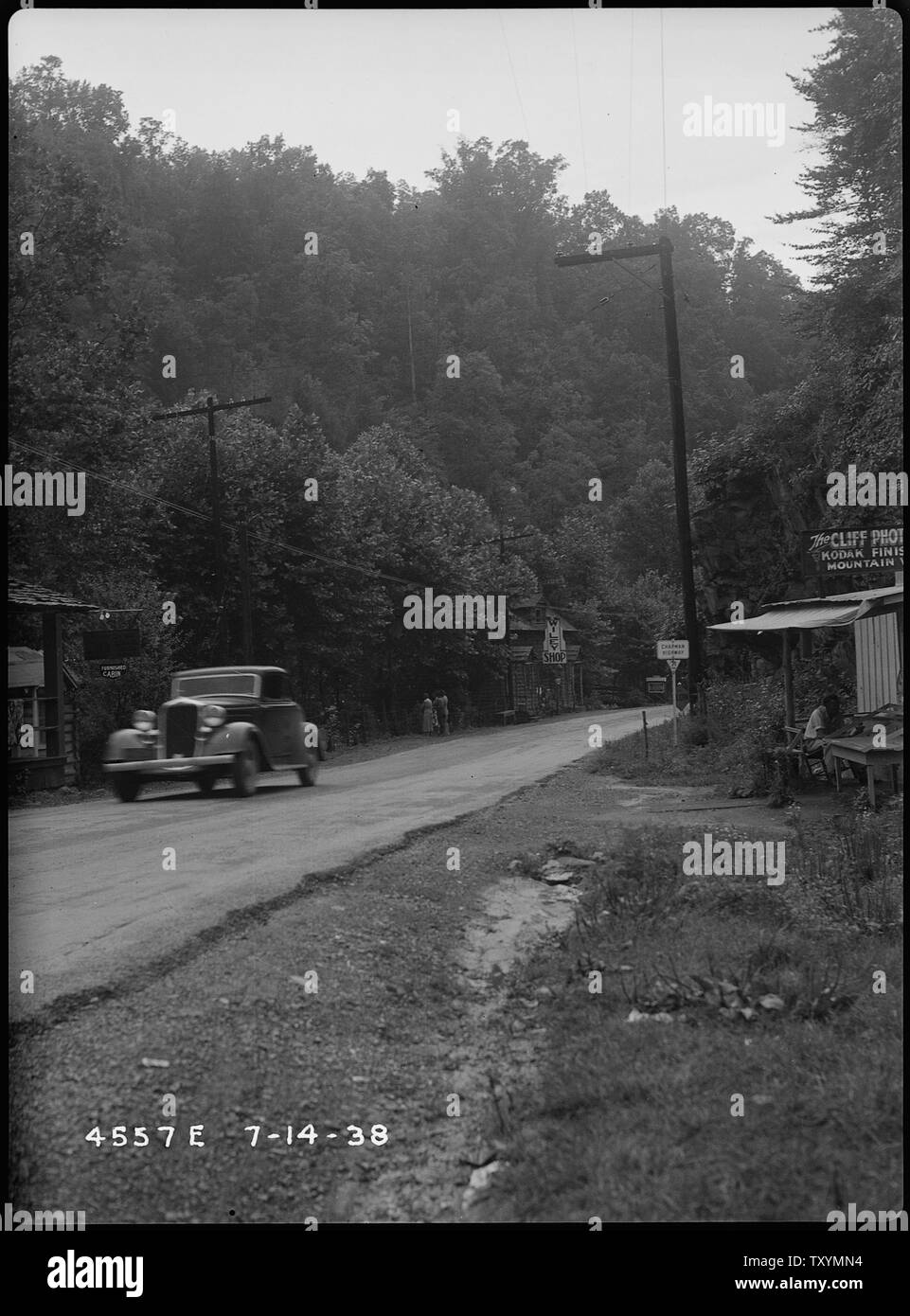 Cliff Photo Shop on Tennessee Highway 71 Stock Photo Alamy