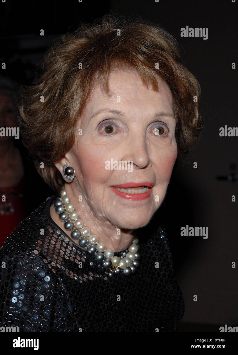 Former first lady Nancy Reagan arrives at the 2007 Ronald Reagan ...
