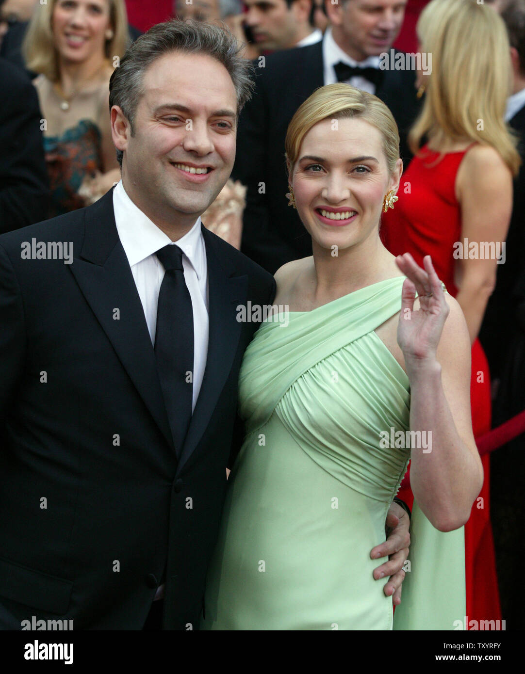 Kate winslet and their children hi-res stock photography and images - Alamy