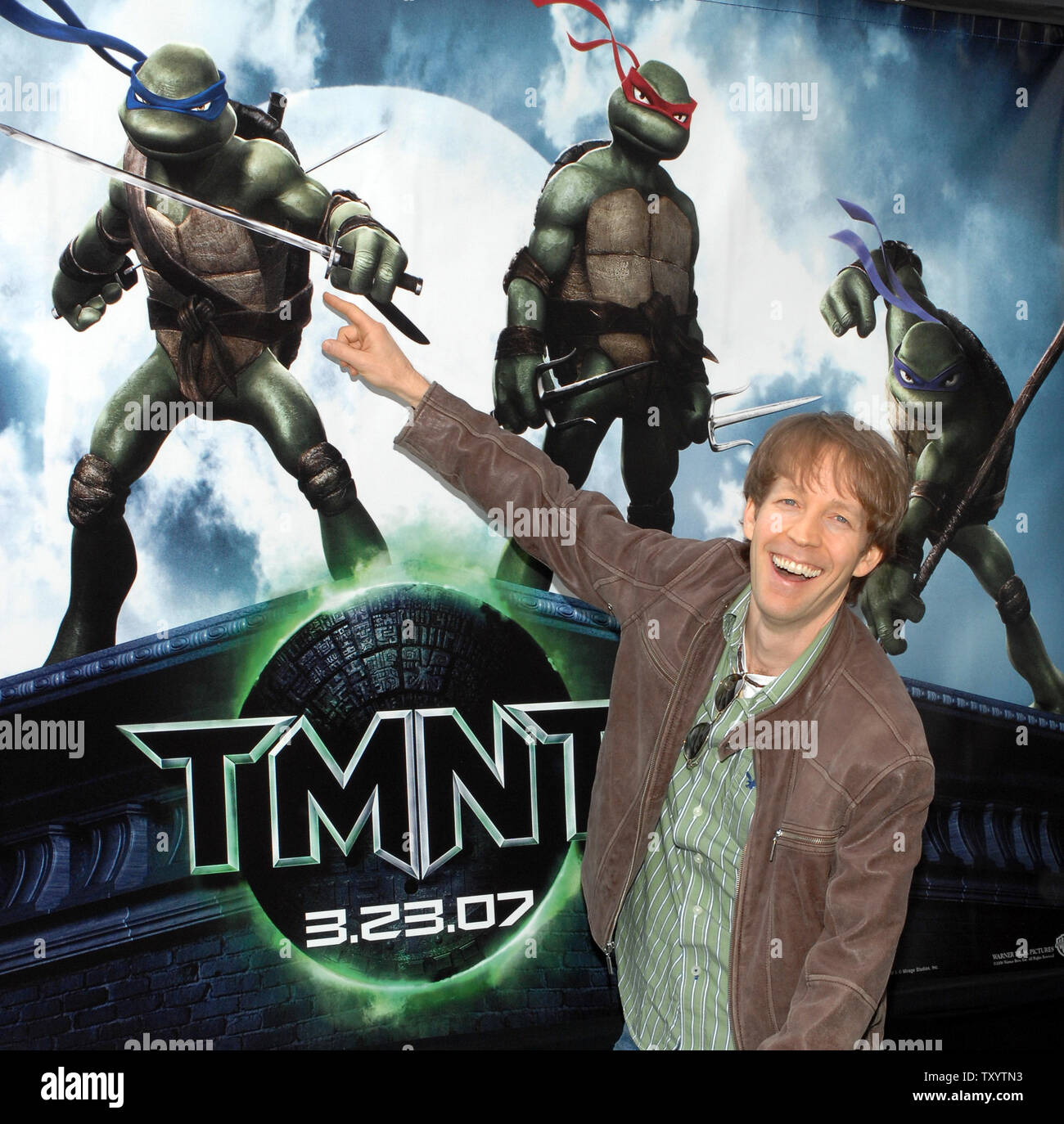 James Arnold Taylor, who voices the character Leonardo in the animated