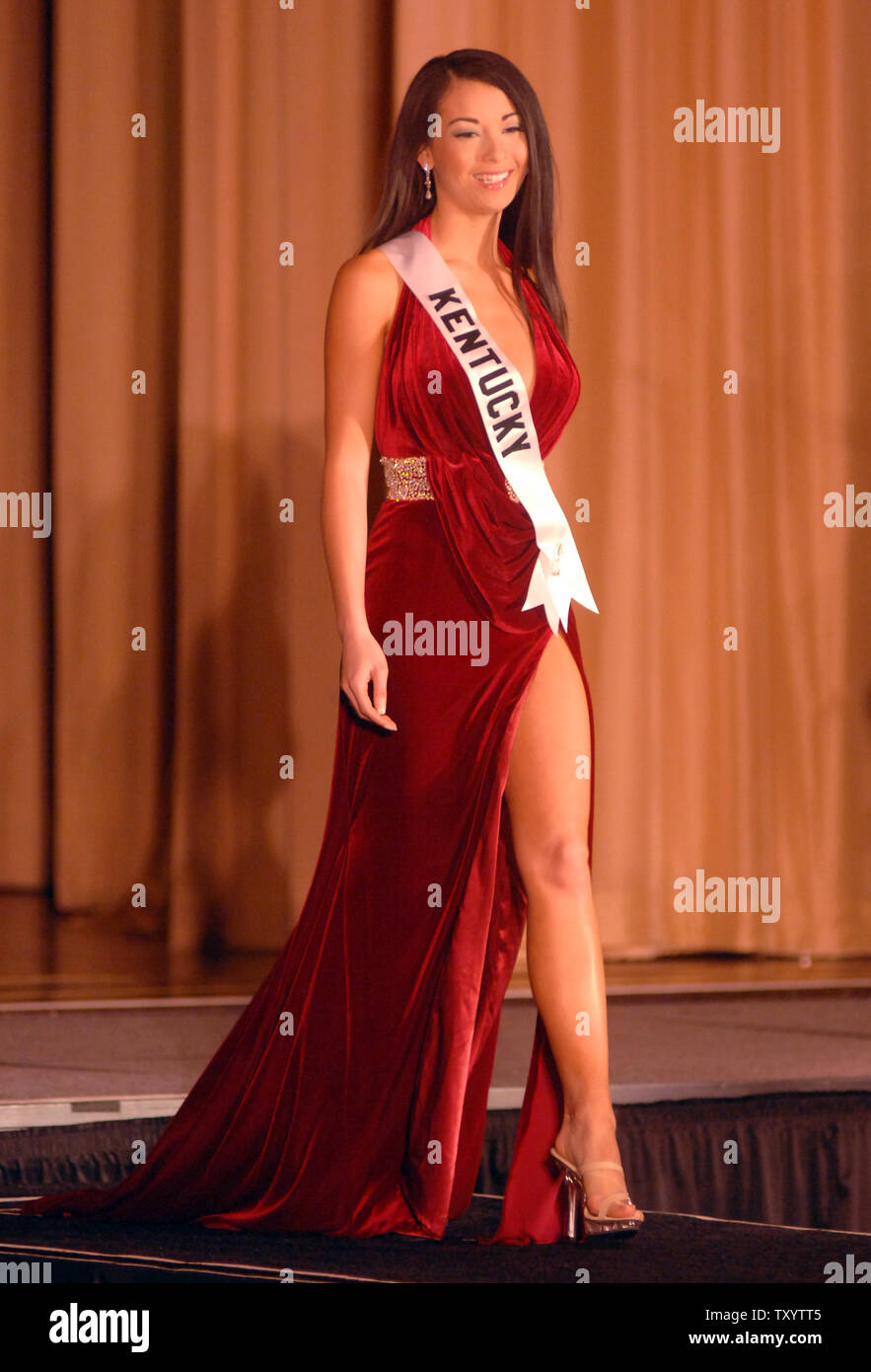 2007 Miss USA hopeful Michelle Stephanie Banzer of Louisville, Ky