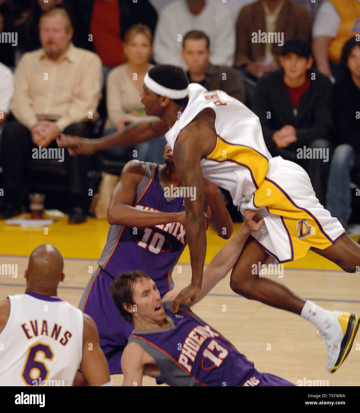 lakers short shorts 2007