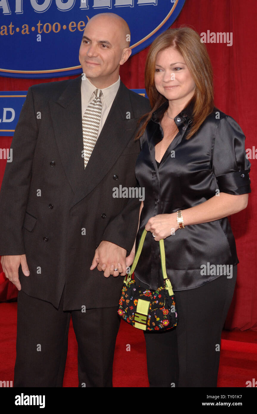 Actress Valerie Bertinelli and her boyfriend Tom Vitale attend the premiere of the Pixar animated motion picture "Ratatouille," at Grauman's Chinese Theatre in the Hollywood section of Los Angeles on June 22, 2007. (UPI Photo/Jim Ruymen) Stock Photo