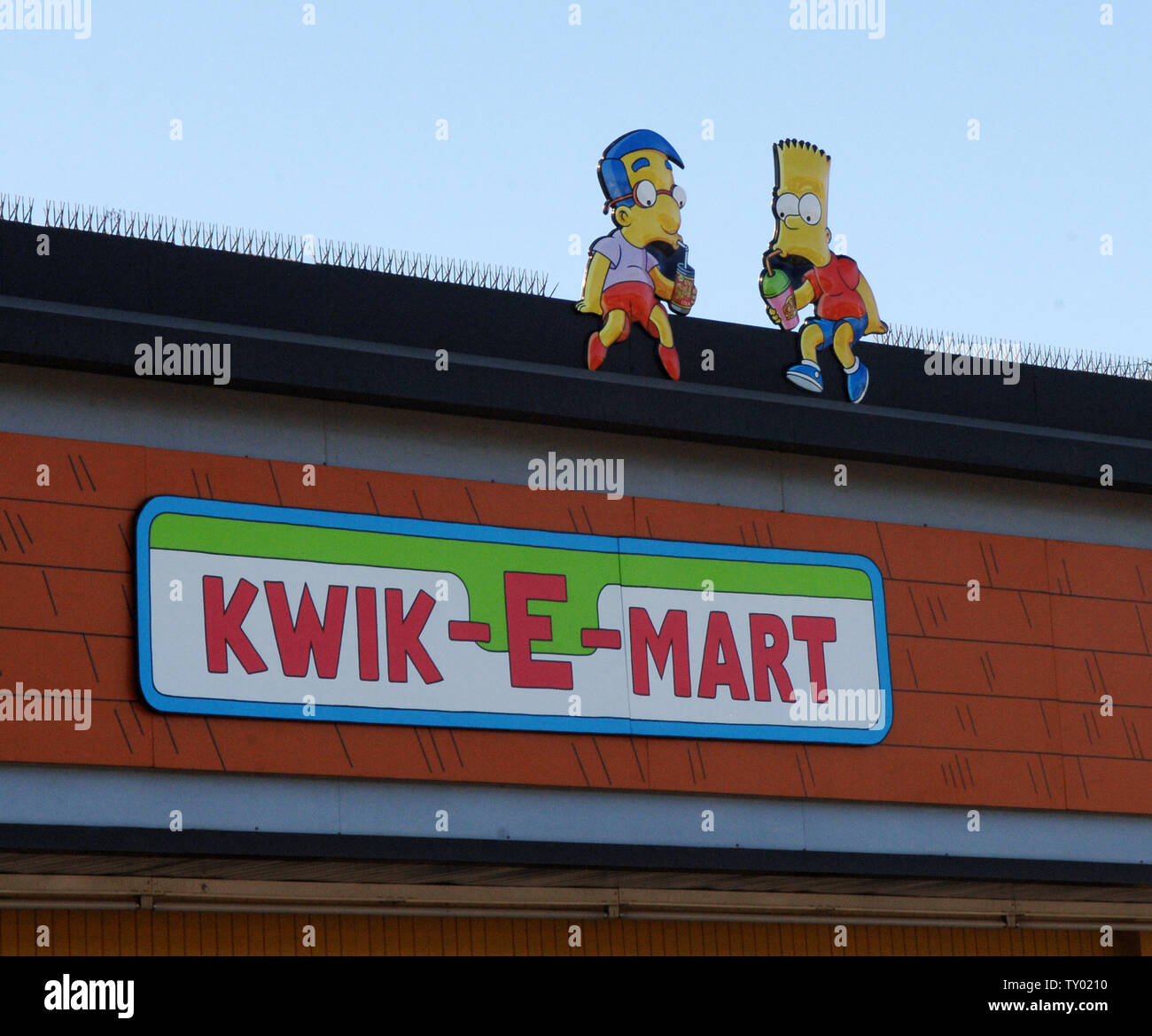 BDSM bekasi bosh kiyimi