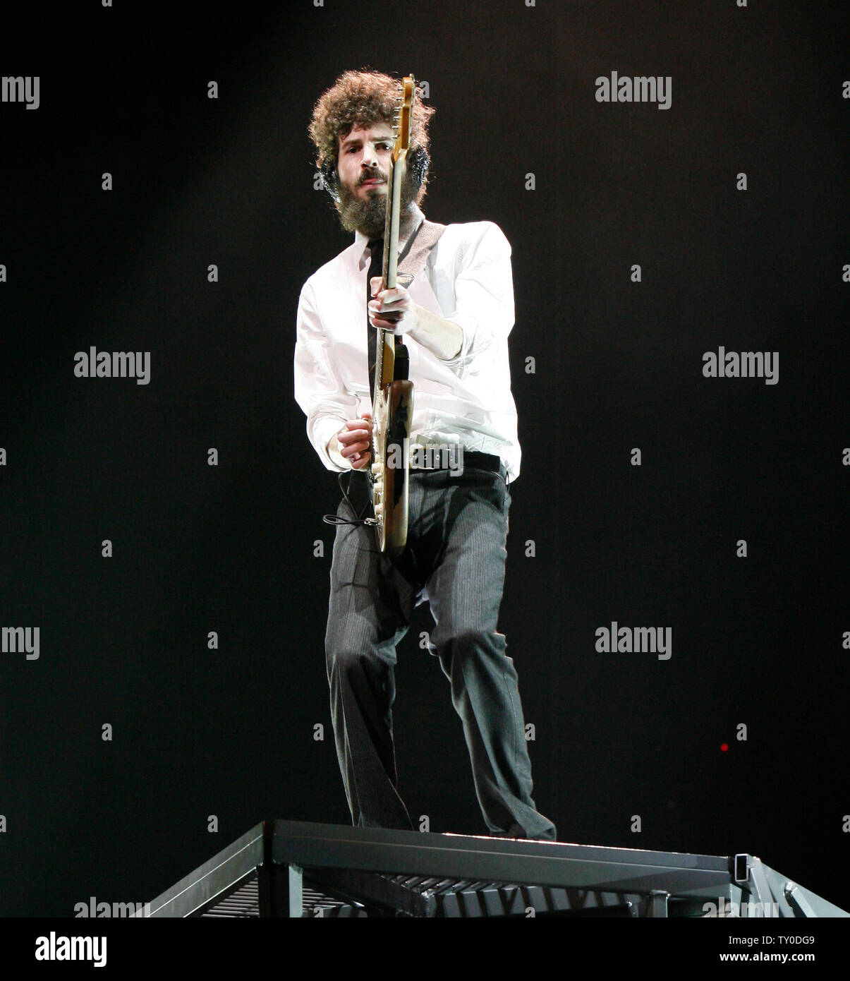 Linkin Park guitarist Brad Delson performs in concert at the Staples Center in Los Angeles on March 4, 2008.   (UPI Photo/David Silpa) Stock Photo