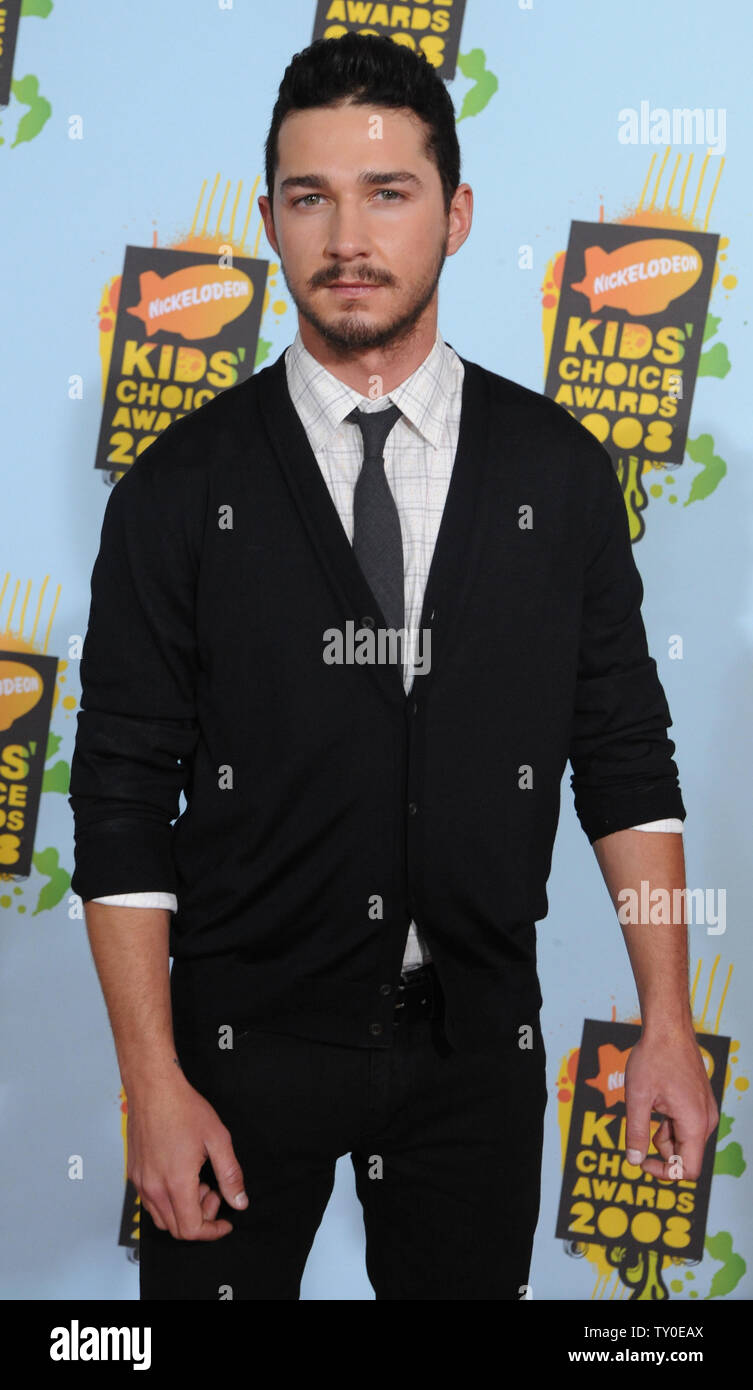 Shia LaBeouf arrives for Nickelodeon's 2008 Kid's Choice Awards at UCLA in  Los Angeles on March 29, 2008. (UPI Photo/Jim Ruymen Stock Photo - Alamy
