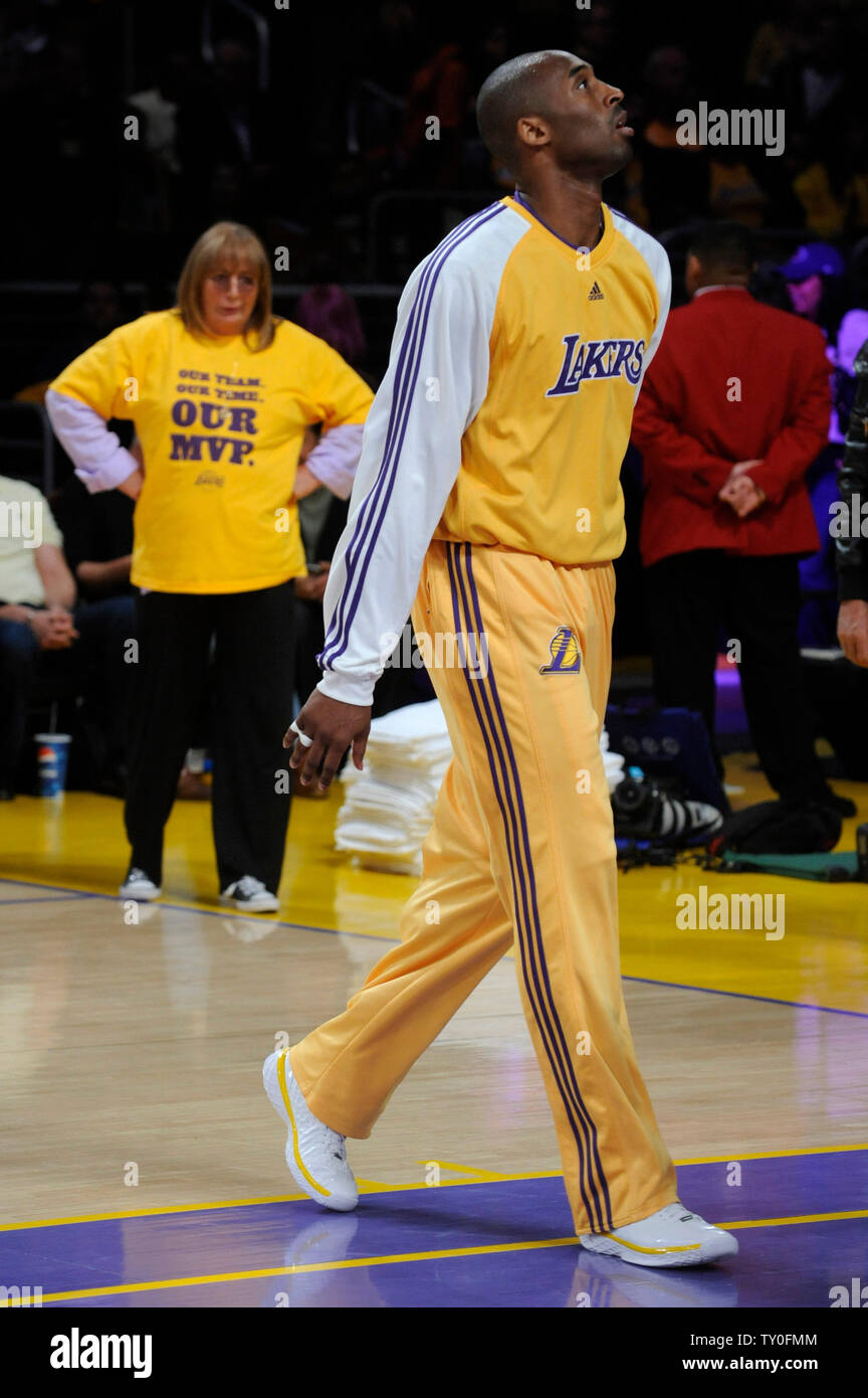 Vintage Kobe Bryant Lakers shirt, 2008 MVP Kobe