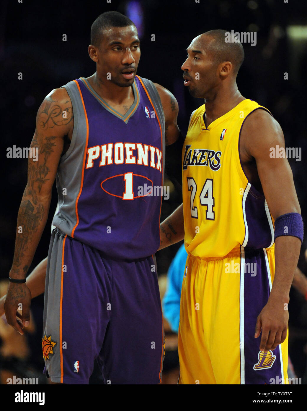 Kobe bryant jacket hi-res stock photography and images - Alamy