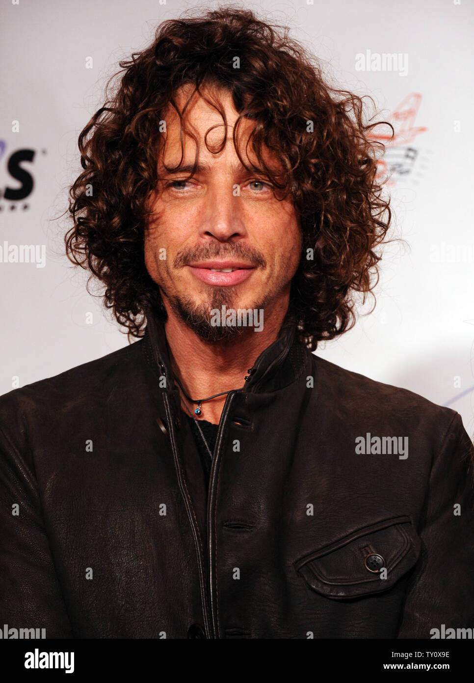 Musician Chris Cornell arrives at the MusiCares Person of the Year tribute  honoring Neil Diamond in Los Angeles on February 6, 2009. (UPI Photo/Jim  Ruymen Stock Photo - Alamy