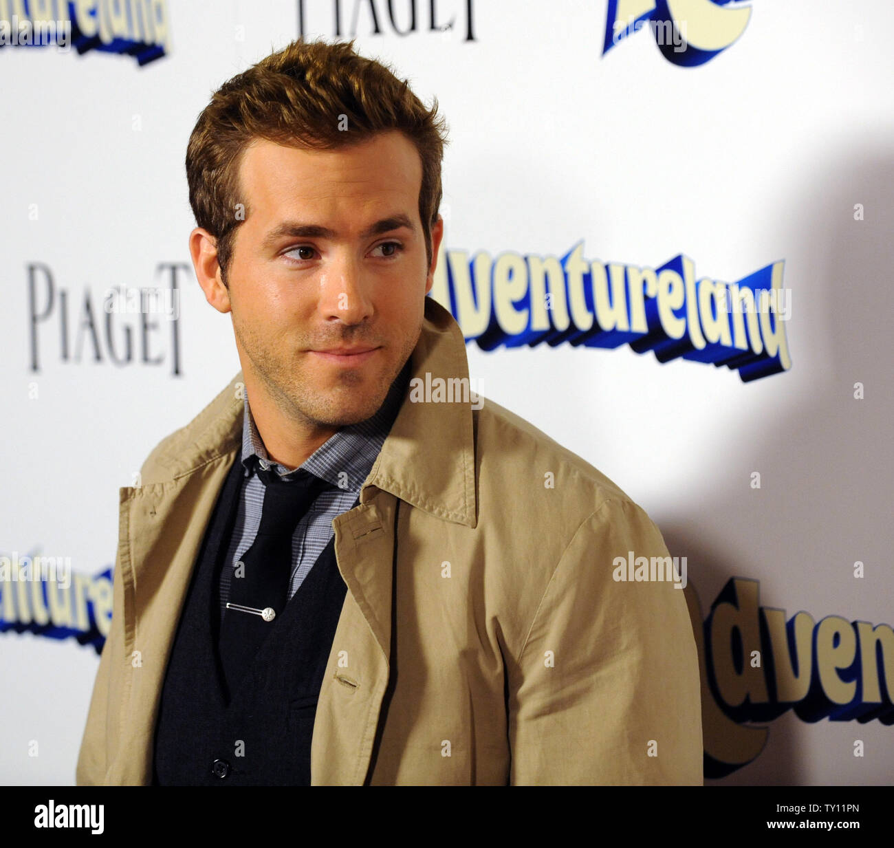 Cast member Ryan Reynolds attends the premiere of the motion picture comedy 'Adventureland' in Los Angeles on March 16, 2009.  (UPI Photo/Jim Ruymen) Stock Photo