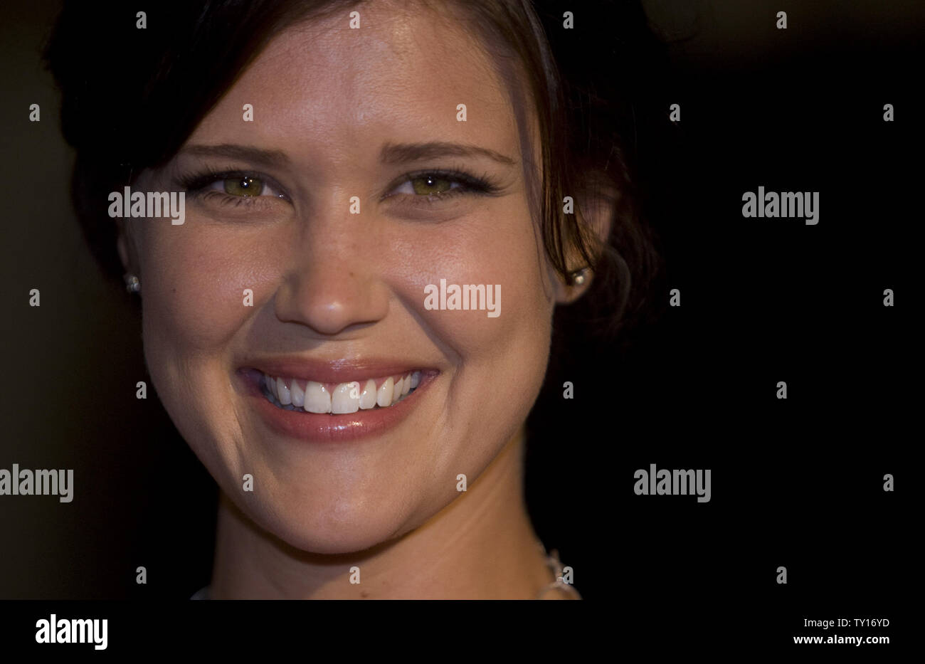 Sarah lancaster hi-res stock photography and images - Alamy