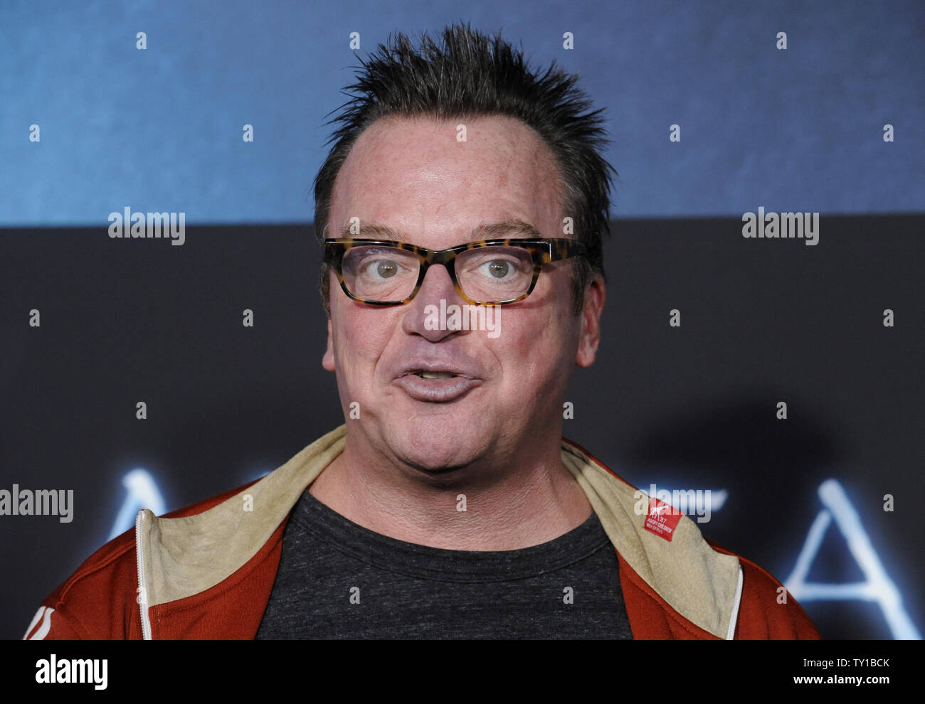 Tom Arnold attends the premiere of the film "Avatar" in Los Angeles on