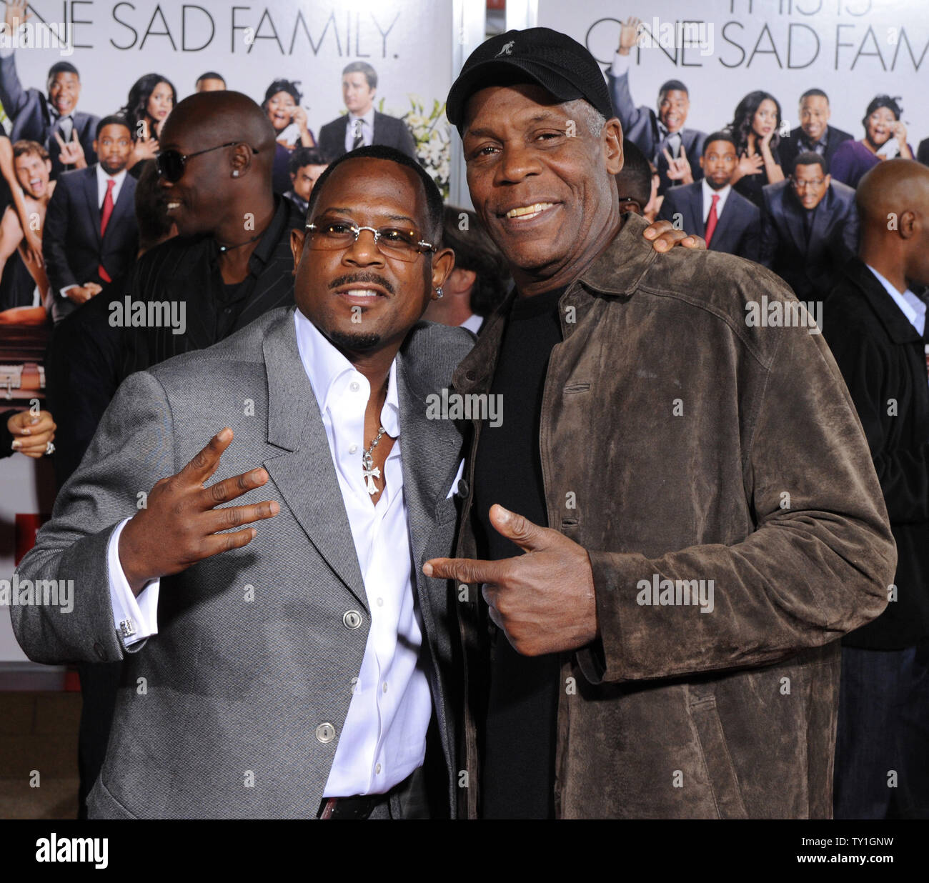 Martin Lawrence (L) and Danny Glover, cast members in the motion