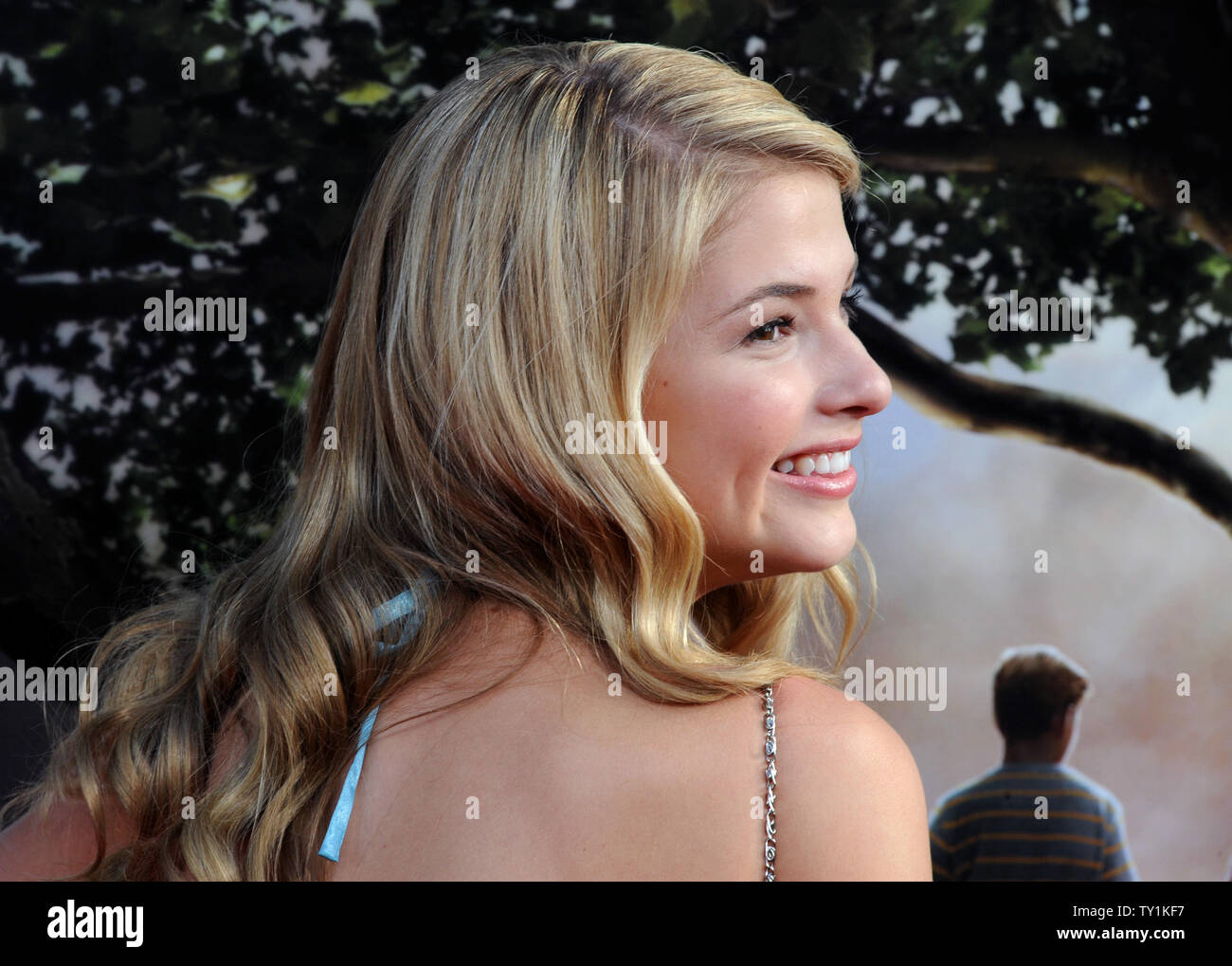 stephanie beacham celebrity haircut hairstyles