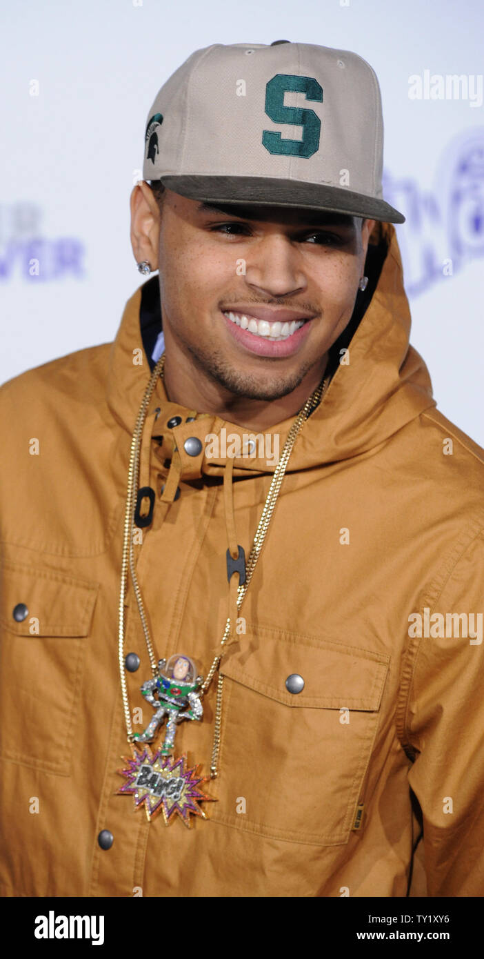 Chris brown singer 2011 hi-res stock photography and images - Alamy