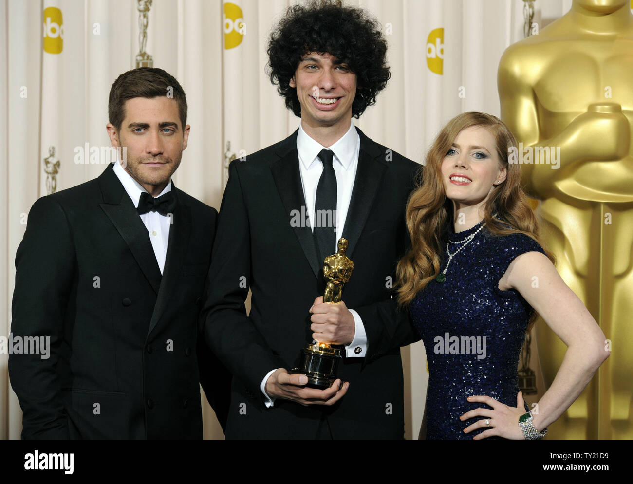 Presenters Jake Gyllenhaal And Amy Adams Pose With Best Live Action Presenters Jake Gyllenhaal And Amy Adams Pose With Best Live Action