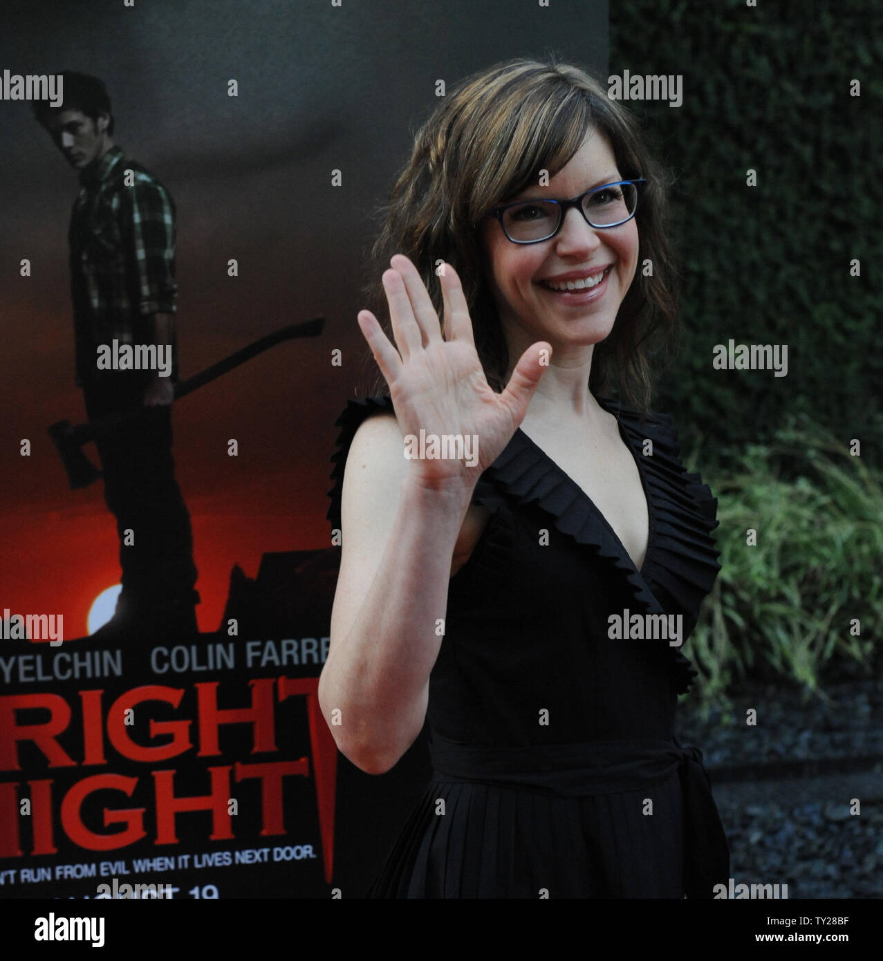 Actress Lisa Loeb A Cast Member In The Motion Picture Horror