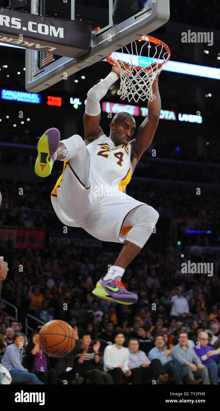 Los Angeles Lakers' Kobe Bryant (24) dunks during the season