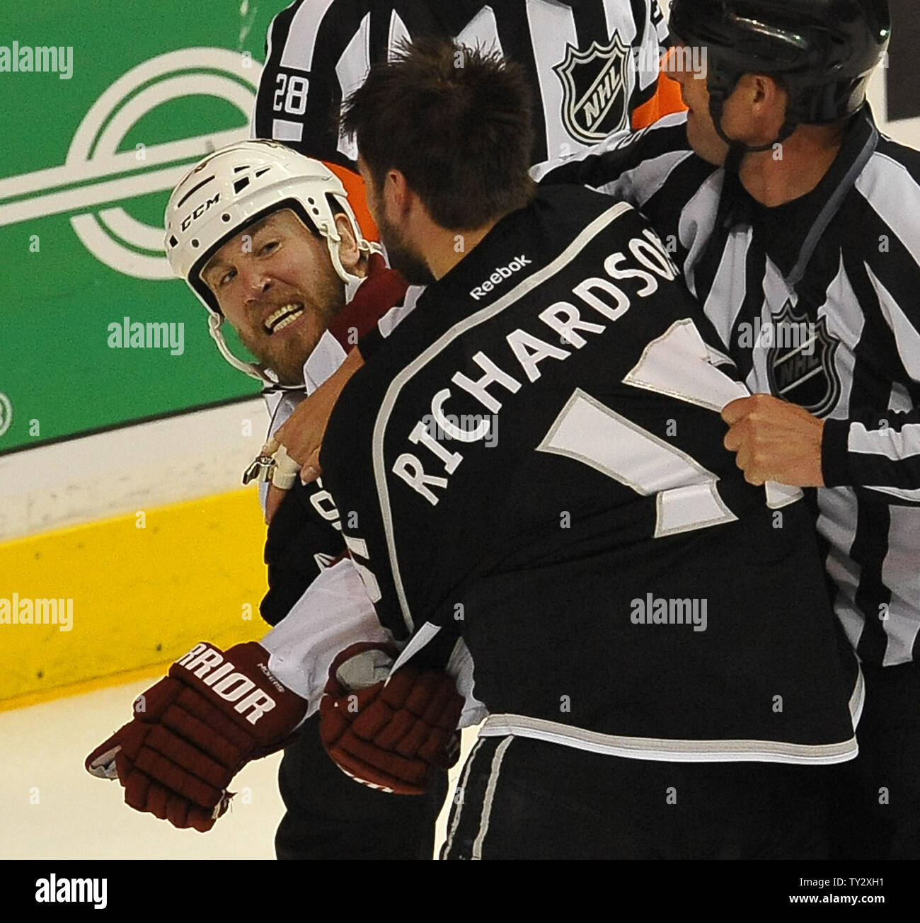 coyotes jersey exchange