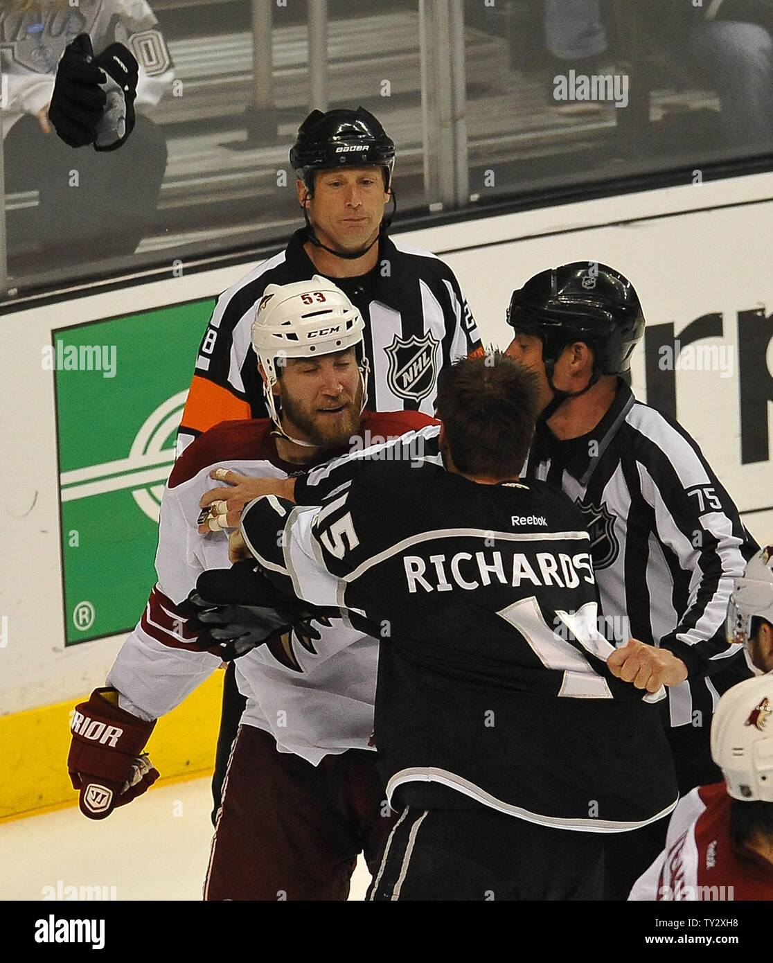 coyotes jersey exchange