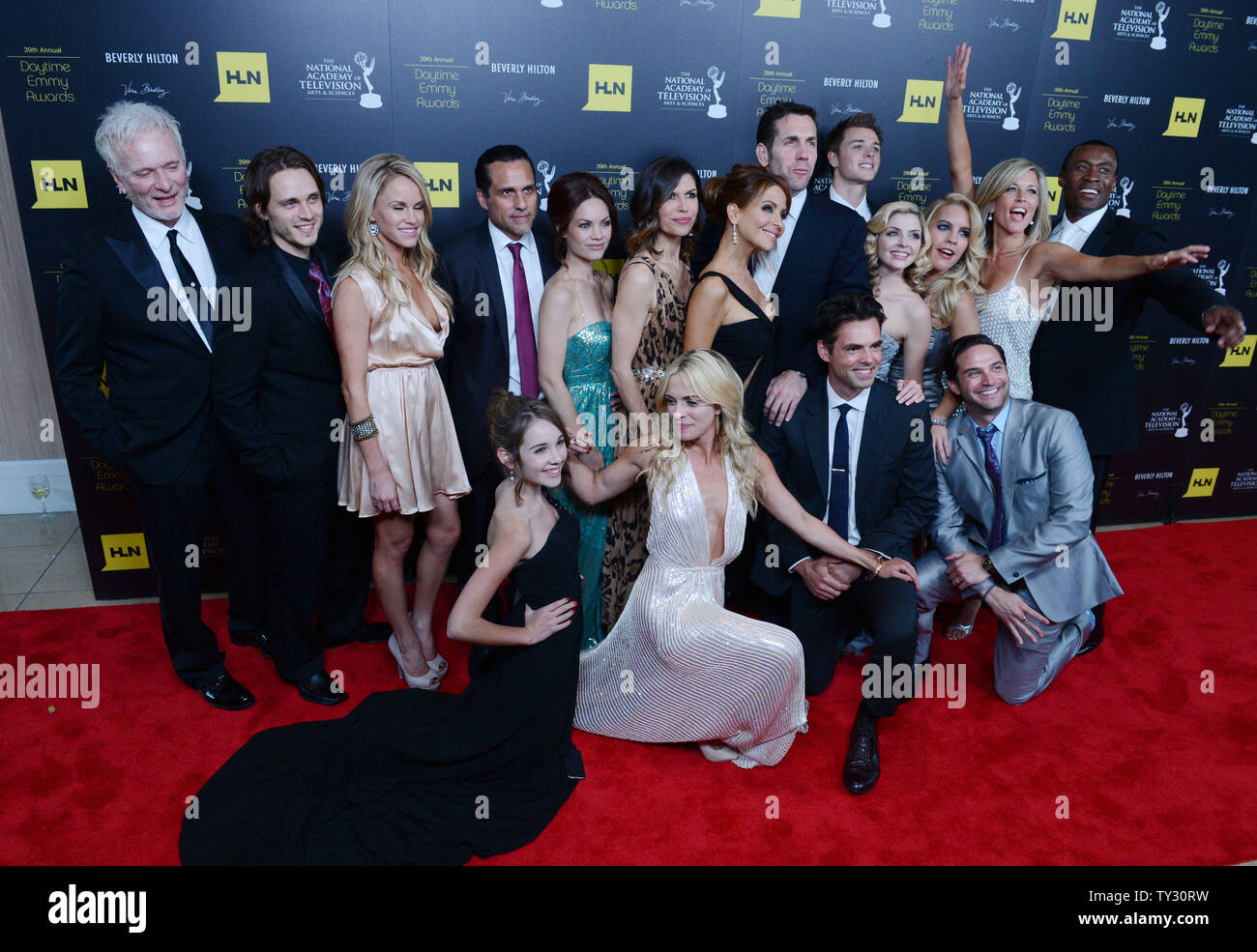 General hospital cast hi-res stock photography and images - Alamy