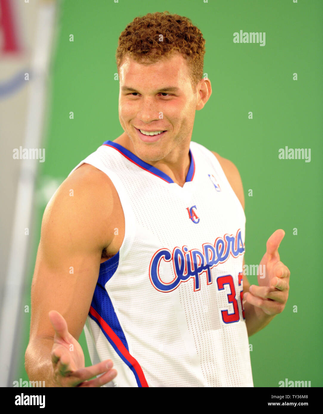 Blake Griffin poses in a Clipper jersey number 32 - Clippers News Surge NBA  Gallery - Los Angeles Clippers Pictures & Photos