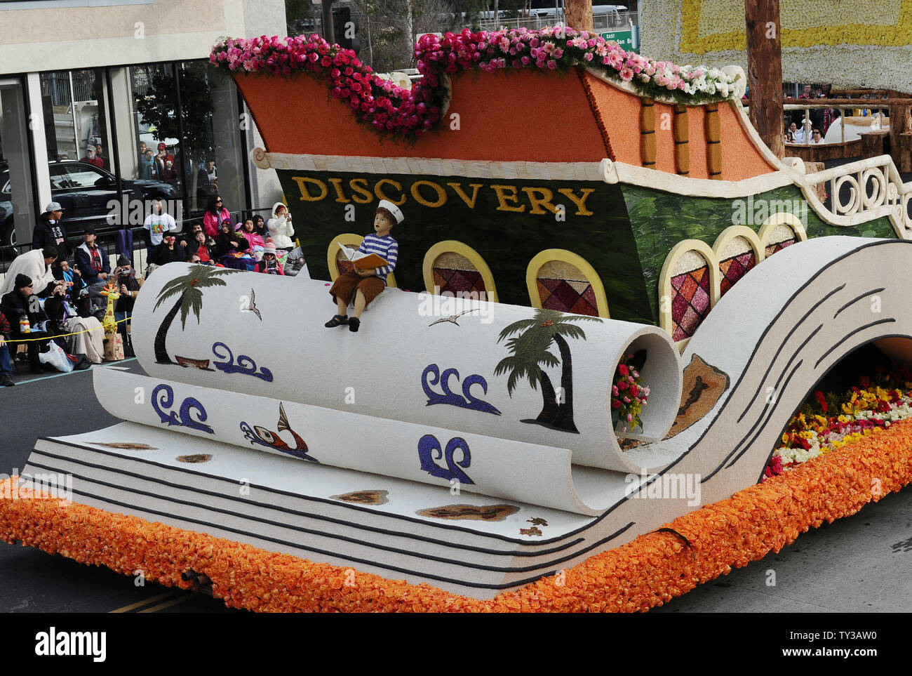 WINNER: South Pasadena Rose Parade Float Wins the 'Founder Award