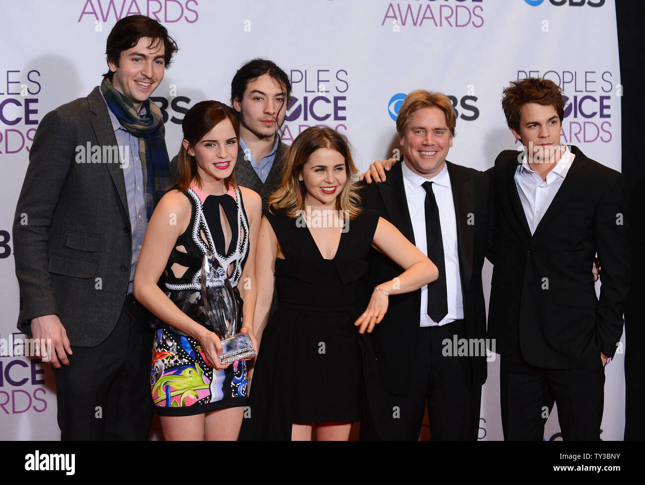From left, actors Nicholas Braun, Emma Watson, Ezra Miller, Mae Whitman and  Johnny Simmons, with writer-director Stephen Chbosky (2nd R), winners of  Favorite Drama Movie for \, image size:1300x979