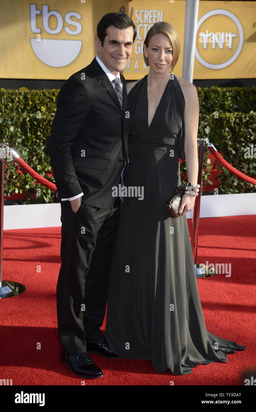 Ty burrell and wife hi-res stock photography and images - Alamy