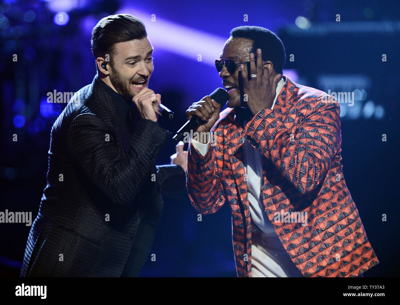 Charlie Wilson Bet Awards 2013 Full Performance Lifetime Achievement award winner Charlie Wilson and Justin Timberlake