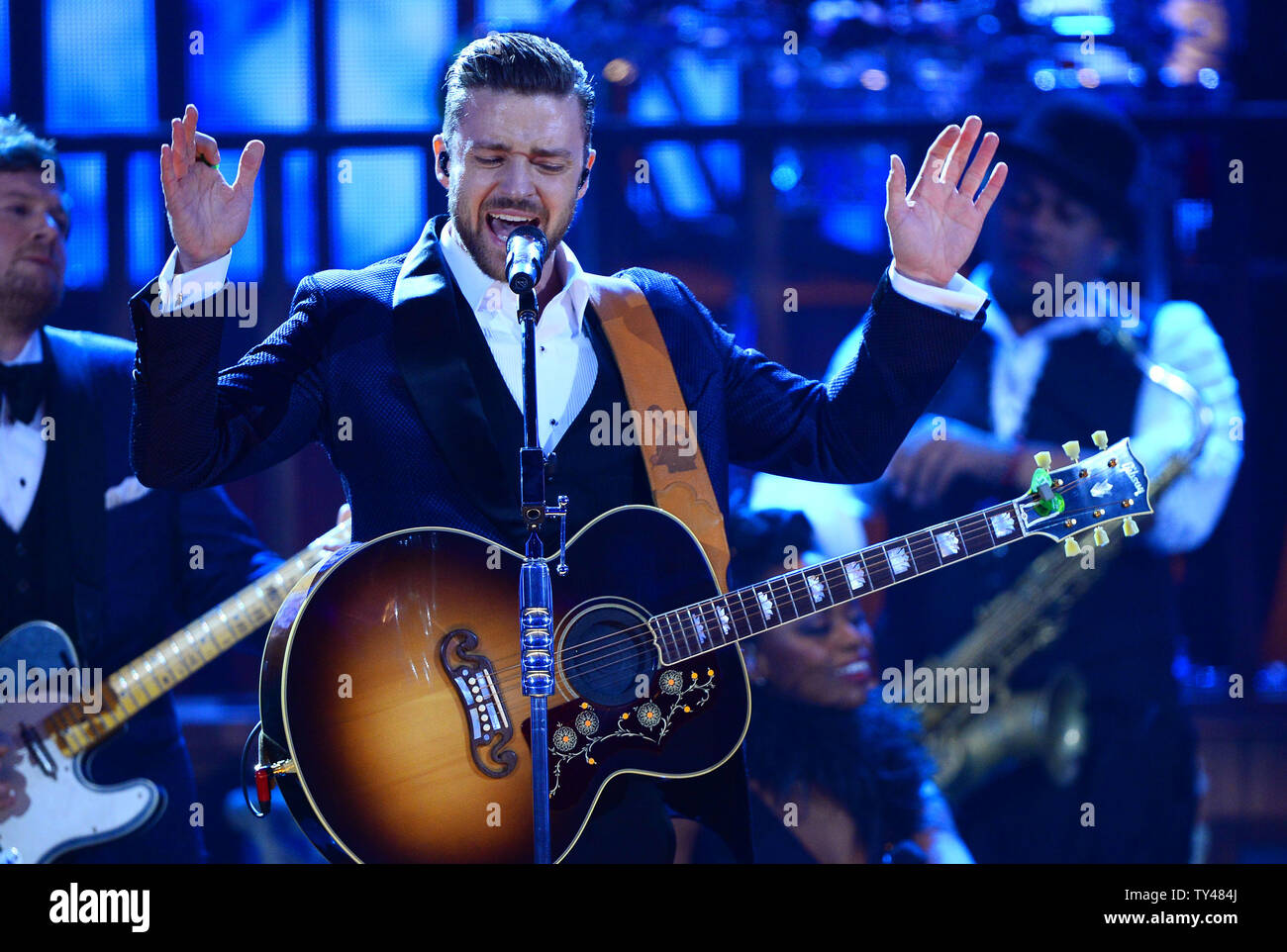 LOS ANGELES, NOV 24 - Justin Timberlake at the 2013 American Music