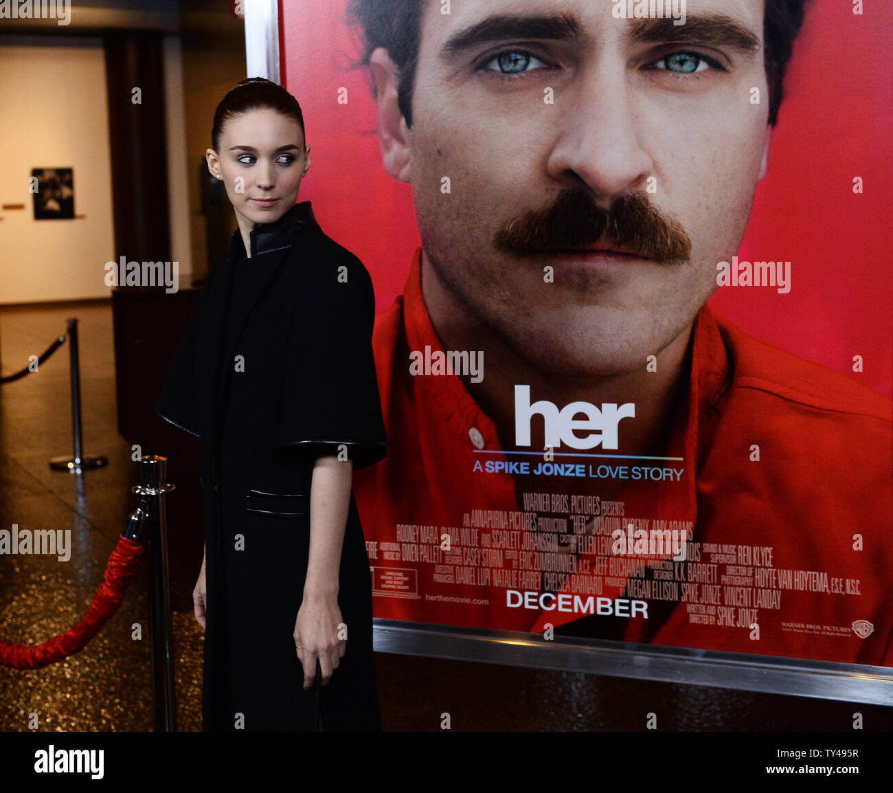 Cast Member Rooney Mara Attends The Premiere Of The Sci Fi Romantic Comedy Motion Picture Drama Her At The Directors Guild Of America Dga In Los Angeles On December 12 2013 The Spike