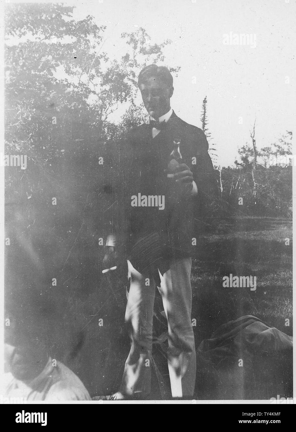 Franklin roosevelt standing Black and White Stock Photos & Images - Alamy