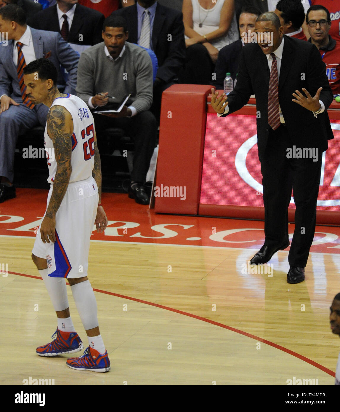 Los Angeles Clippers Coach Doc Rivers Right Yells At Matt Barnes