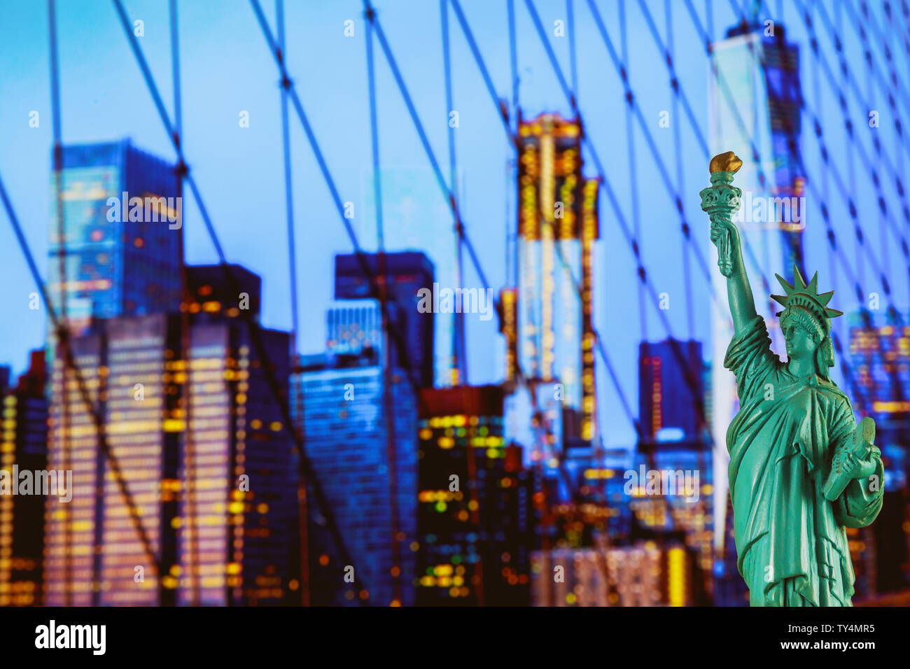 Statue of Liberty and Manhattan skyline, New York City Stock Photo