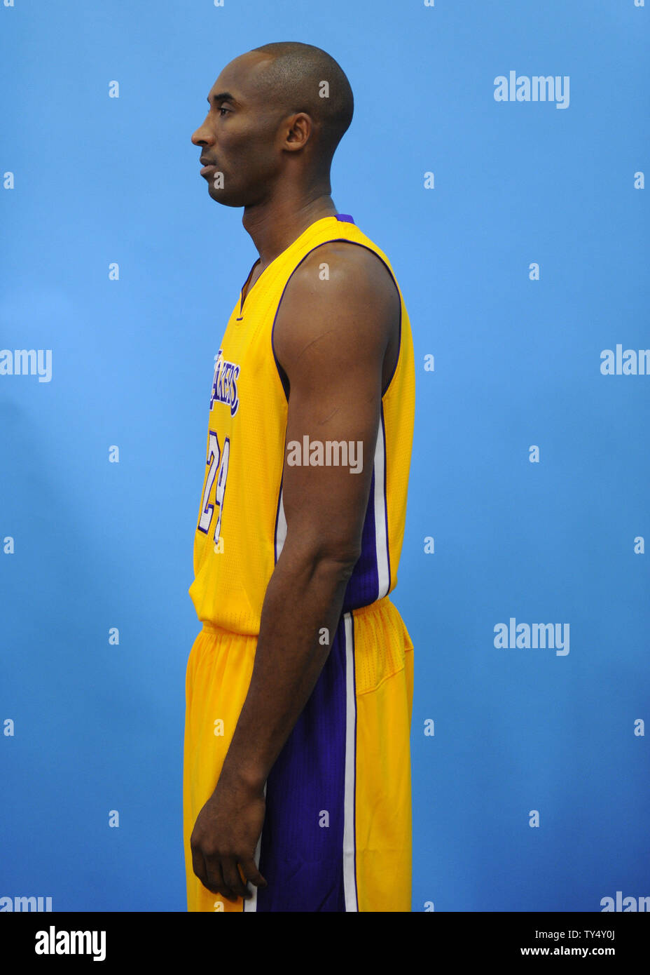 kobe bryant 2014 lakers
