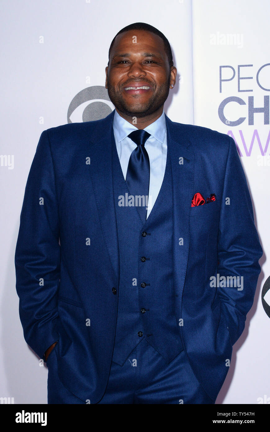 Actor Anthony Anderson arrives for the 41st annual People's Choice ...