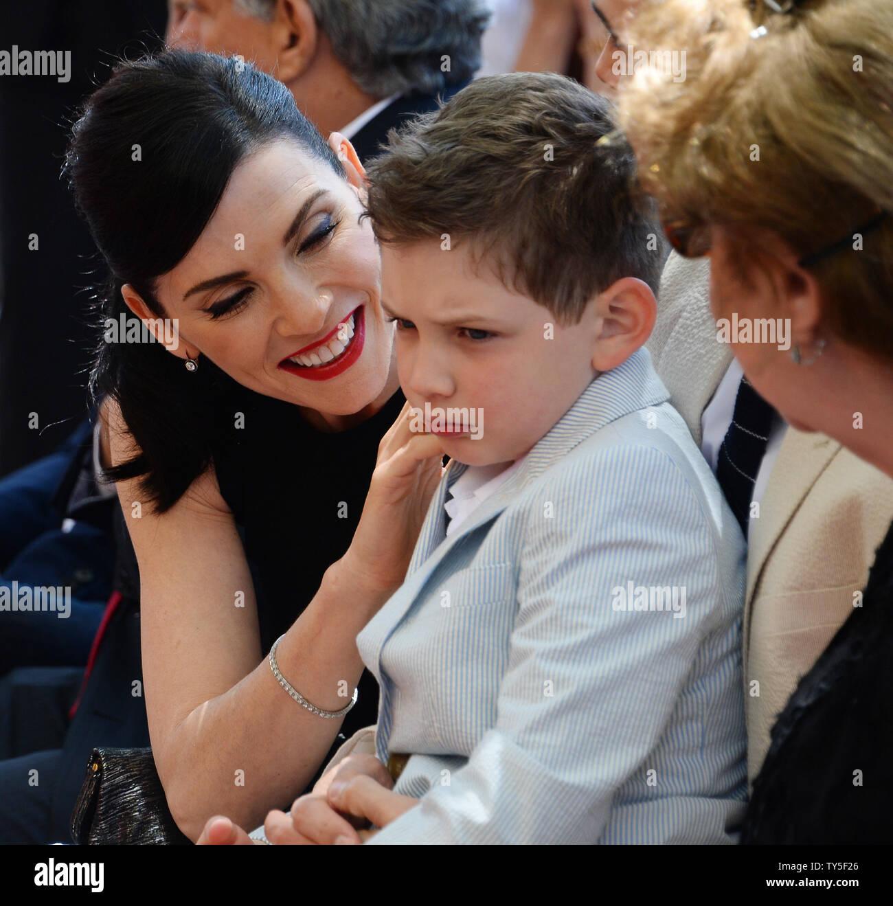 Julianna Margulies Family More Than Meets The Eye - 99gwy14