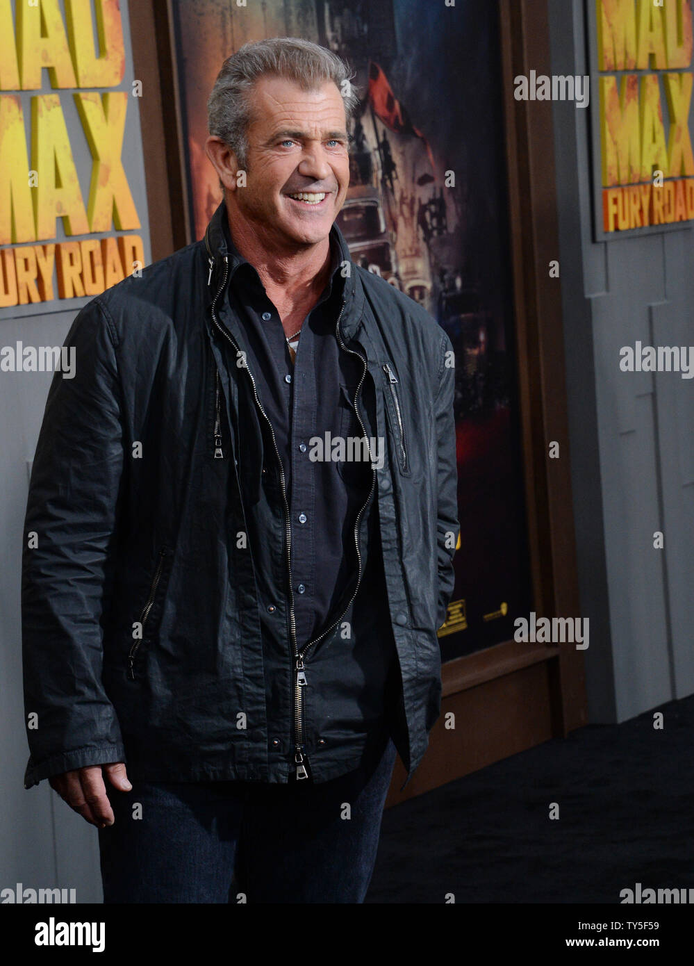 Actor Mel Gibson attends the premiere of the motion picture thriller ...