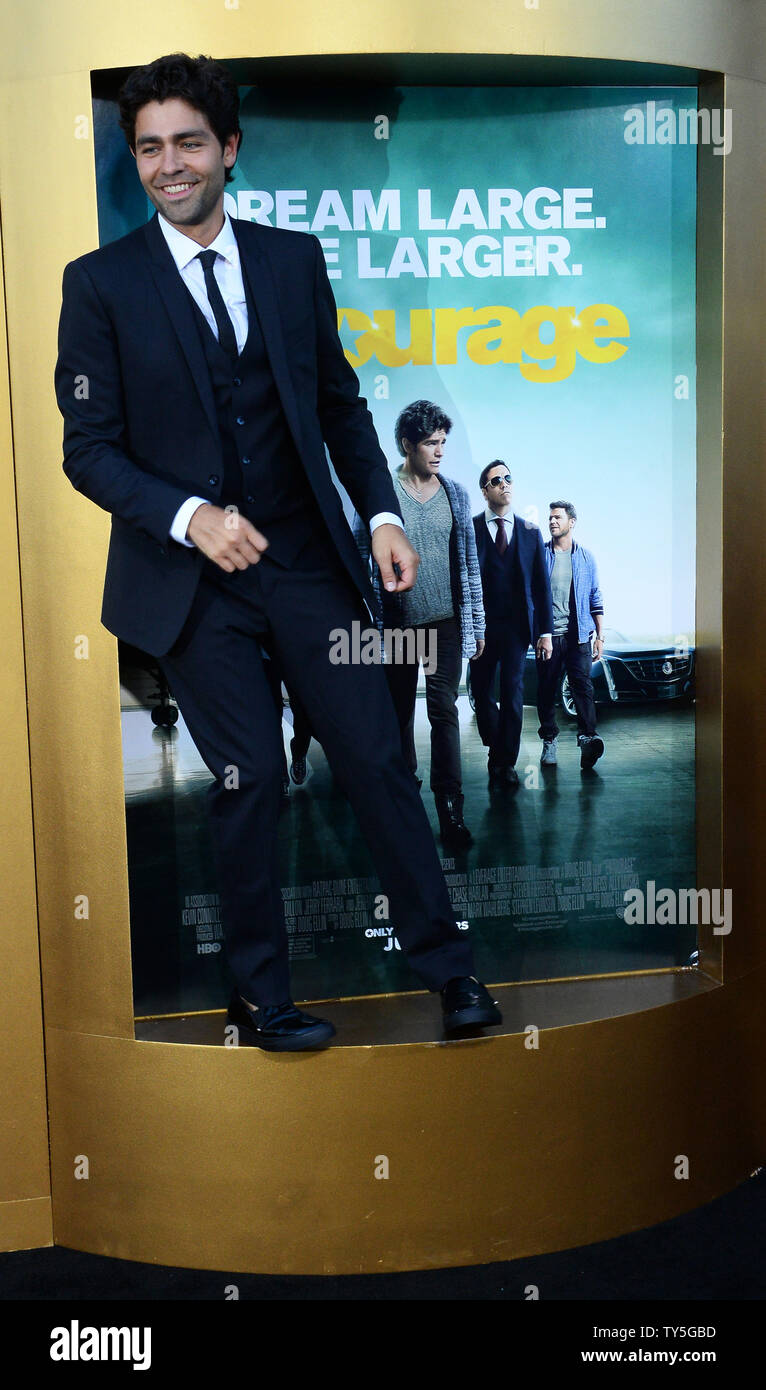 Page 3 Risky Business Film High Resolution Stock Photography And Images Alamy