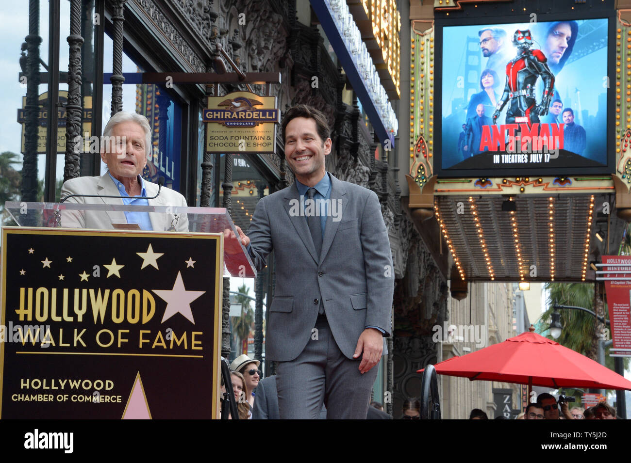 Actor Mike Rudd Paul rudd and michael douglas hi-res stock photography and images - Alamy